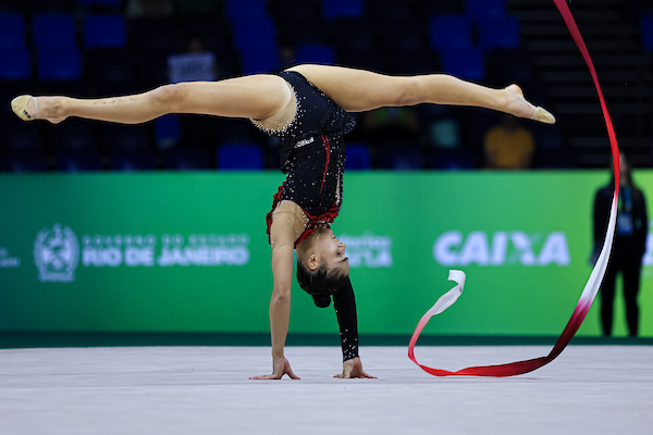 Sofia Raffaeli performing