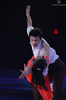 Huang Xintong / Zheng Xun